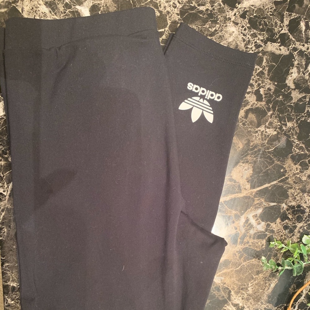Adidas leggings